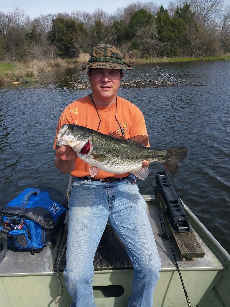 I decided to take a vacation day fishing trip. I went out, caught and released a nice 6.5-pound, 22.5-inch bass. I caught this fish on a watermelon red worm.