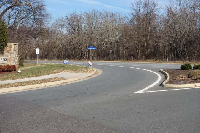 Figure 19: Missing crosswalk and curb ramp at Field Stone