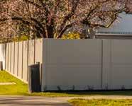 130m COST-EFFECTIVE PRIVACY Solid fencing at a much lower cost than concrete SIGNATURE WALL Wall