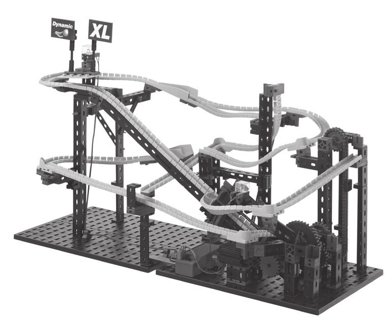 As soon as the springs are tensioned completely, the launching mechanism is actuated shooting the ball upward at high speed. Note that pegs point up on the two building blocks serving as a stop.