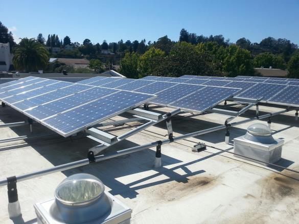 Commercial Solar Installations 3 INCREASE SOLAR TO 5,000 RESIDENTS, 500 BUSINESSES + SUPPLY 33% OF MUNICIPAL BUILDING LOAD W/ RENEWABLES 14% progress 600