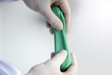 Due to its rigid set, ZETAPLUS is the recommended putty for the two-stage technique.
