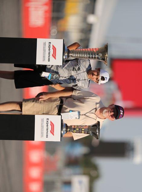 STARTING GRID PHOTO WITH TROPHY Included in Hero, Trophy &