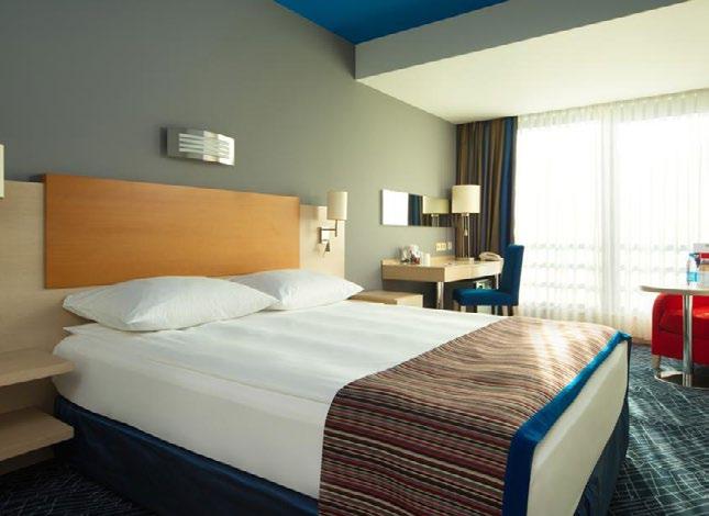 Located in the city center and the heart of the business and shopping districts, the Park Inn by Radisson Baku is a 25-minute drive from Heydar Aliyev International Airport (GYD).