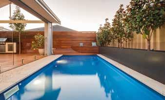 Unobtrusive, side entry steps on both sides, allowing for greater choice of pool position Extended entry