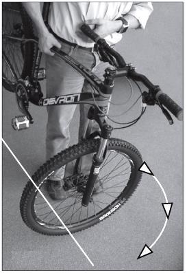 2. Check that the saddle is affixed well to the seat post. Try to move the saddle up and down. The saddle cannot move.