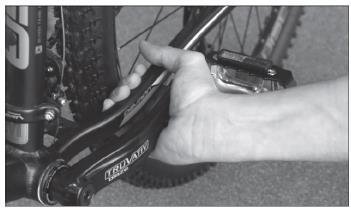The caliper should hold tightly and should not be able to move in any direction. Check the brake lubricant by squeezing the brake levers with maximum force and then looking for any lubricant leakage.