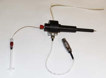 CombiFlash Rf + User Manual 2. Using a 1 ml syringe, with Luer-Loc and adaptors, connected to ESI or APCI capillary and push fluid through to remove plug.