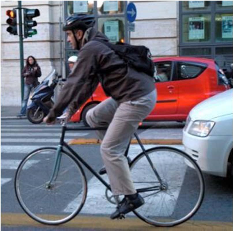 Many countries have policies which promote physically active transport Policies to promote walking and cycling in 33 countries Policies to promote public