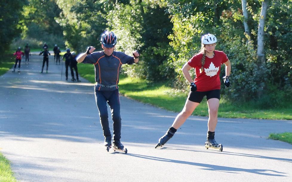 The group was a mix of more experienced rollerskiers, returners from injury or inactivity, and classic skiers looking for a change. It was a relaxed and enjoyable group.