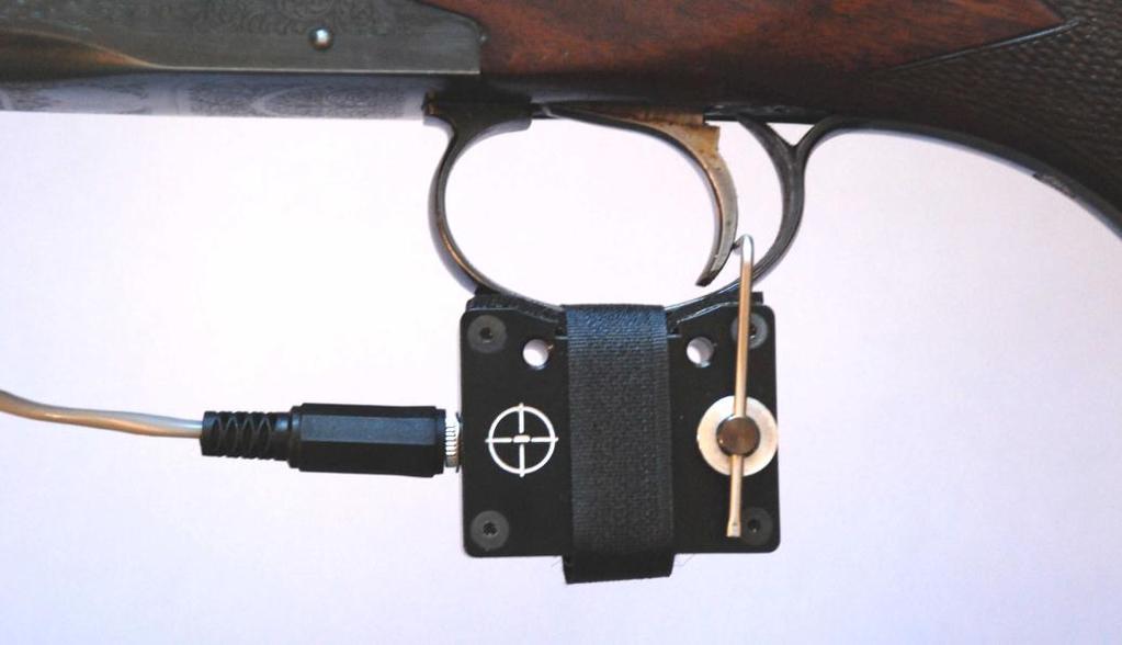 Mechanical firing detector. With guns that need recoil between first and second shot, only one shot can be fired if the acoustic firing detector (built into the sensor) is used.
