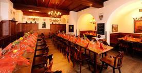 We would love to invite to you enjoy delicious three- course dinner in traditional Austrian