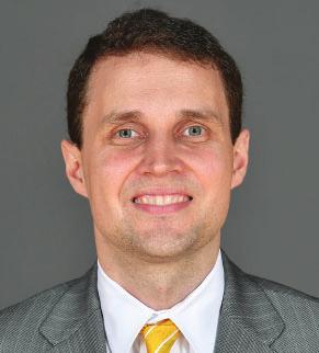 Will Wade Head Coach @wwadelsu 2nd Year at LSU 6th Year as a Head Coach After laying a new foundation for the future of LSU basketball in Year 1, Will Wade enters his second year as head coach of the