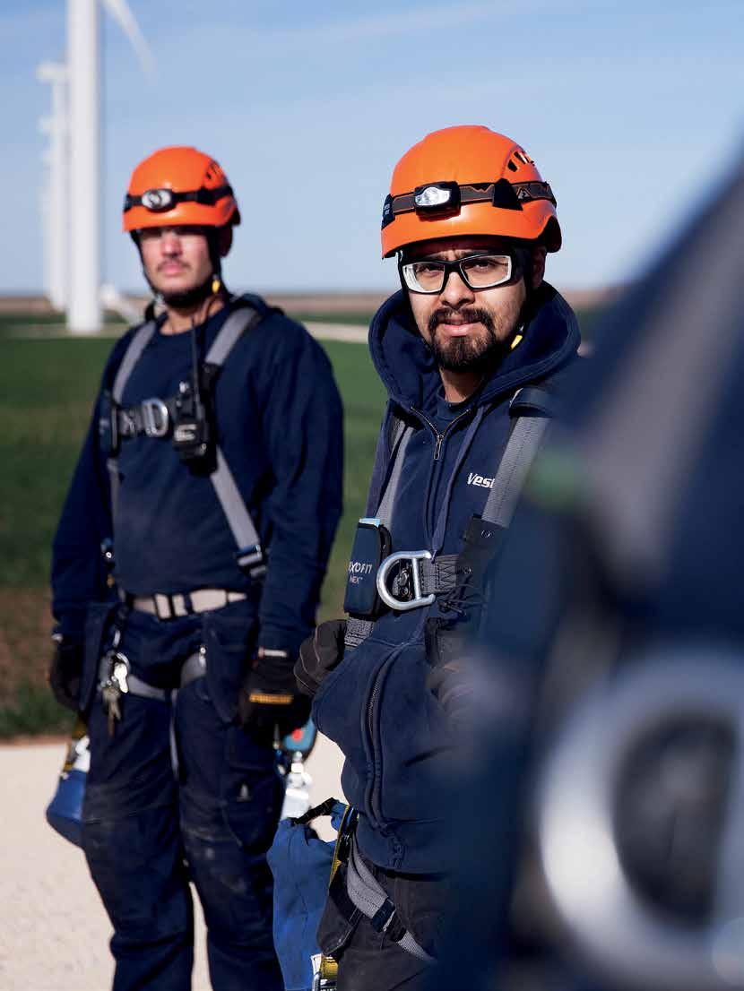 Safer ways to work We are proud of our safety record at Vestas, but we re always striving to reduce accidents even further by developing safer ways to work.