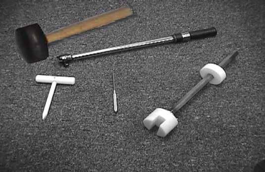 ASSEMBLY TOOLS 10 x 28 Change-Out Tools Rubber Mallet T-Handle O-ring Pick Center Seal Tool Torque Wrench Used to tap T-handle during inner O-ring insertion.