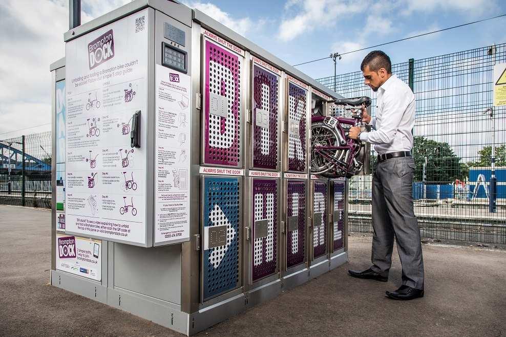 Bike share lockers l Pros: Predictable bike locations Can integrate with public transport Folding bikes fit in a car boot Can install in buildings / outside l Cons