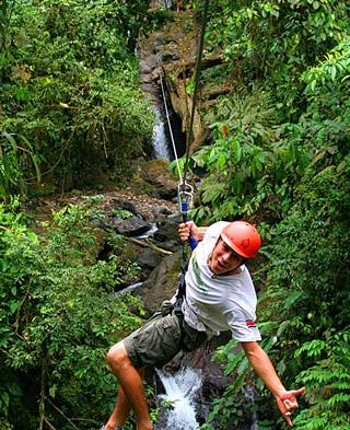2.3) Canyoning & Rappelling Adrenaline junkies take note: the expedition of a lifetime awaits you on our 10 in 1 Costa Rica Canyoning Adventure.