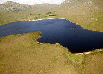 1.1 Introduction Lough Barra is situated in the upper part of the Gweebarra River catchment close to the south-western perimeter of Glenveagh National Park in Co. Donegal.
