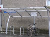 Makes it difficult for pedestrians with reduced mobility.