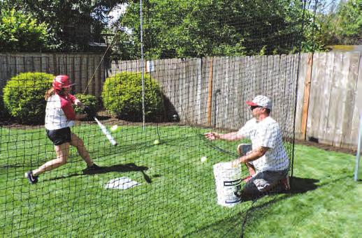 Also, great for short toss, soft toss, or tee drills. #27 Twisted Knotted Black Polyethylene Netting. Perfect for Backyard use.