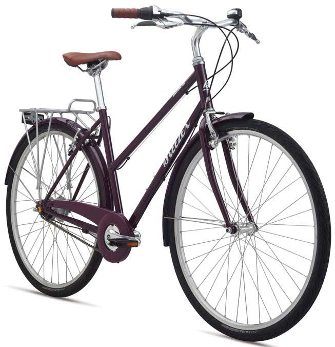DOWNTOWN STYLISH AND FUN PERFECT FOR YOUR URBAN ADVENTURE The Downtown is Breezer s classic chromoly steel town bike: 700C wheels, fully equipped with matching fenders and