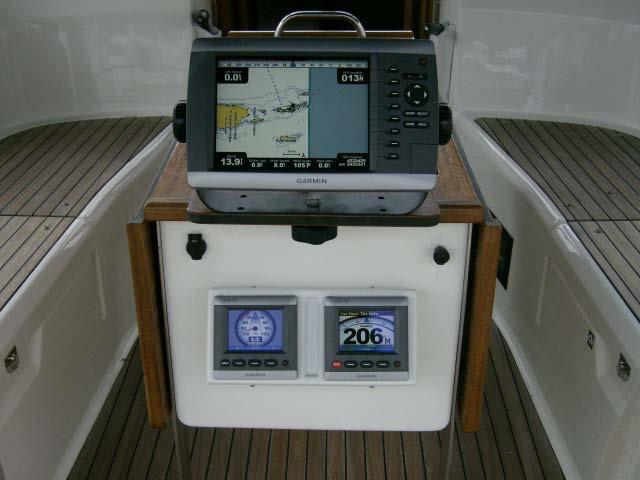 6. Instruments Panache is equipped with the following instruments on board: Located at the helm is a Garmin GMI 10 tri