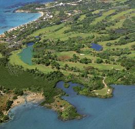 With volcanic rock structured in pyramid formations, the course features truly exceptional natural scenery.