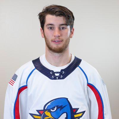 FORWARDS: #7 Blaine Byron Position: Center Shoots: Left Born: Feb 21, 1995 Manotick, ON [22 yrs old] Height/Weight: 6 0, 172 lbs Drafted: PIT - 6th Round (179th overall) 2013 NHL Draft Season Notes: