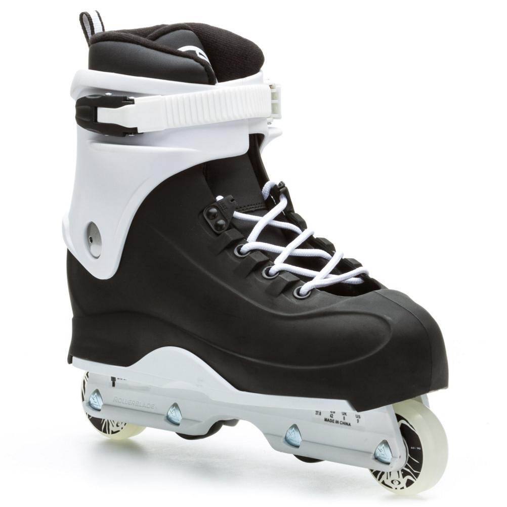 Swindler available in uk 3, 4, 5, 6, & 7 This comfortable Swindler Skate is easy and quick to lace up so you'll be out and in the park in no time.