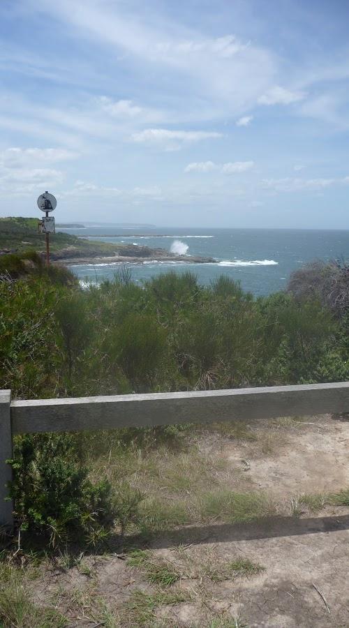 Wallarah Coastal Walk 3 hrs 8.3 km Return Hard track 247m This walk starts at Caves Beach and travels south along the coastline, until reaching the Pinney s Headland Lookout.