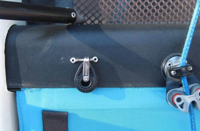The mast-side hole of the metal hoop bracket should be about 16cm from the pontoon, and about 5cm from the front tramp edge of the spreader bar.