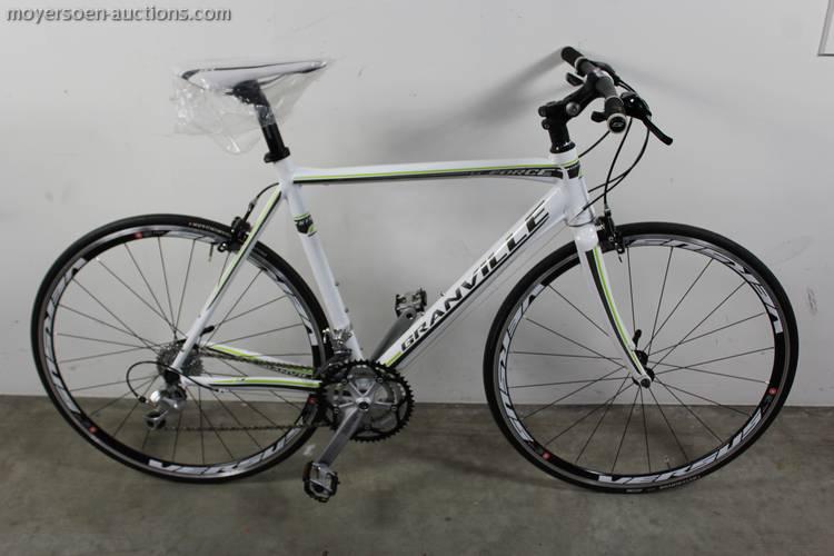 213 1 Men's bike GRANVILLE G-FORCE STYLUS Color: white-green, Gears 8x3 Shimano SORA