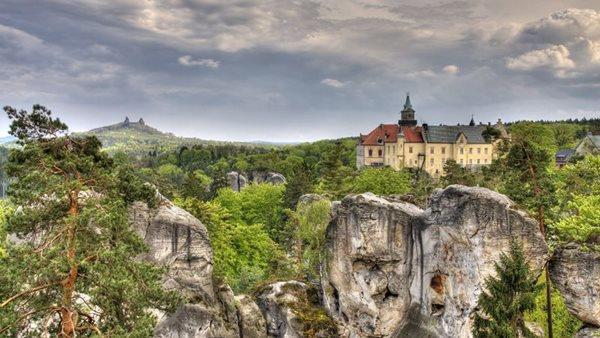 What you can visit in one day trip with easy distance from Prague?