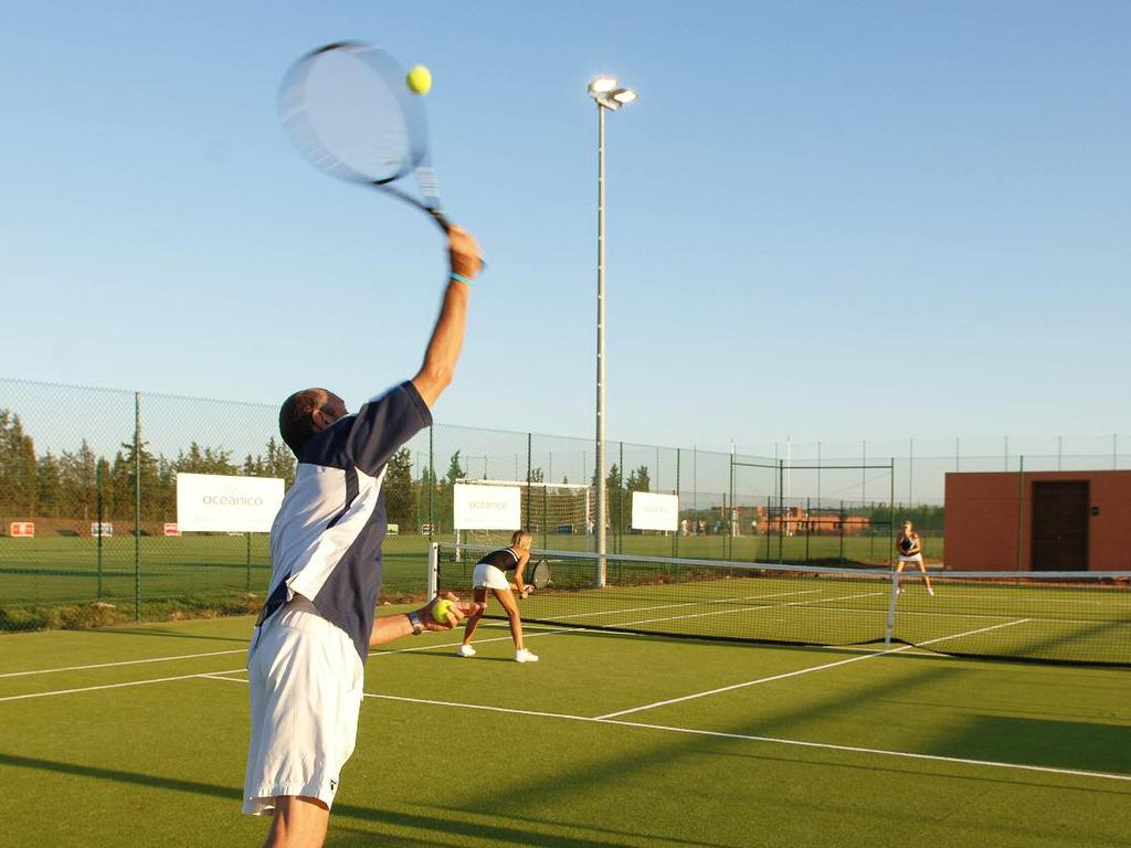 Algarve - Amendoeira A purpose built sports resort with all the facilities you need on site.