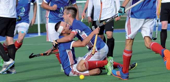 ➍ THE NEED FOR HIGH QUALITY LEAGUES n Vital to the visibility of hockey: For engaging digital communication To attract high profile media (TV) Consider the alternatives to TV channels n Benefiting