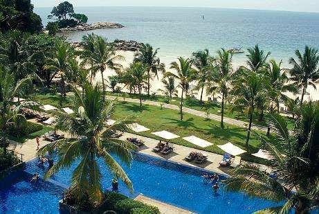Club Med Bintan Island The Island of Bintan, south of Singapore is full of history, marked by fallen empires and the spice trade. Its quiet bays were long used by the Orang Laut pirates as a refuge.