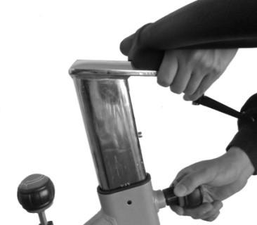 Handlebar Adjustment 1. Loosen and pull the pop pin (Fig.6), then raise or lower the handlebar to the desired position for a more efficient & comfortable ride.