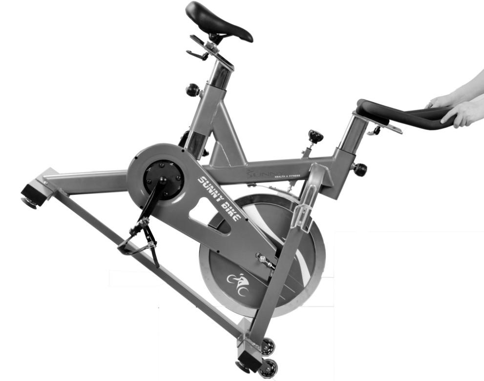Workout Once you are sitting comfortably, begin pedaling slowly, with your hands resting comfortably on the handlebar.