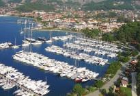 The main base of Yelkenli Yachting is in Martı Marina at Orhaniye; the