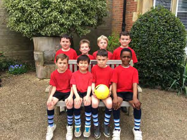 The U7B Football Team was supplemented with a group of very good footballers from Year 1.