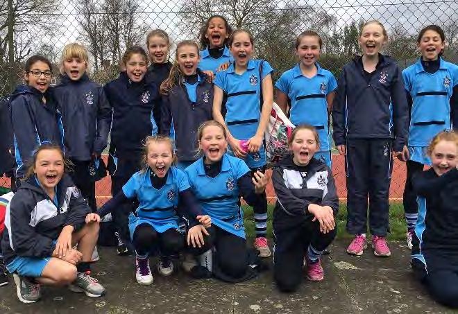 U11B-W1 D2 L3 5 th Place (/7) The U11B Netball Team played really well throughout the morning, their performances improved and they looked very strong in some of their games.
