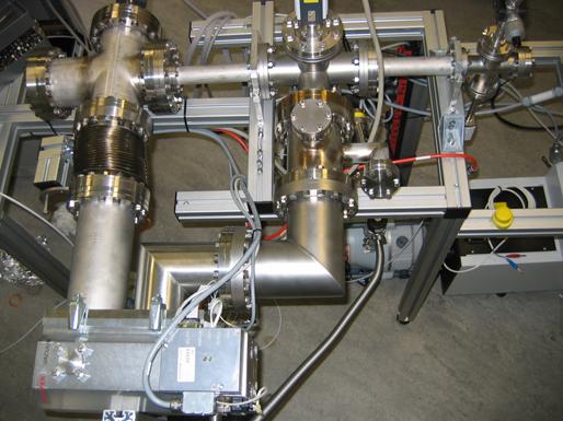 1,00E+00 vacuum pressure [mbar] 1,00E-01 1,00E-02 1,00E-03 1,00E-04 1,00E-05 1,00E-06 1,00E-07 leaksize [arb. units] gas inlet intermediate vacuum high vacuum Figure 5.