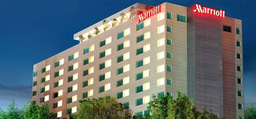 MARRIOTT REFORMA Available for All Packages Paseo de la Reforma 276 Colonia Juárez 06600 México D.F. Centrally located in downtown, the Marriott Reforma Hotel perfectly blends leisure and fun with the vantage point around numerous points of interest.