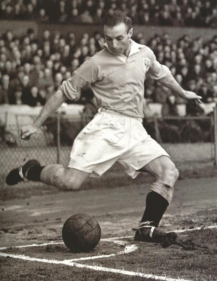 The wizard of the dribble Sir Stanley Matthews taking