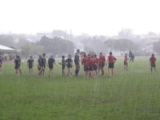 All junior teams played well and enjoyed playing in the rain managing to win four out of six matches, losing
