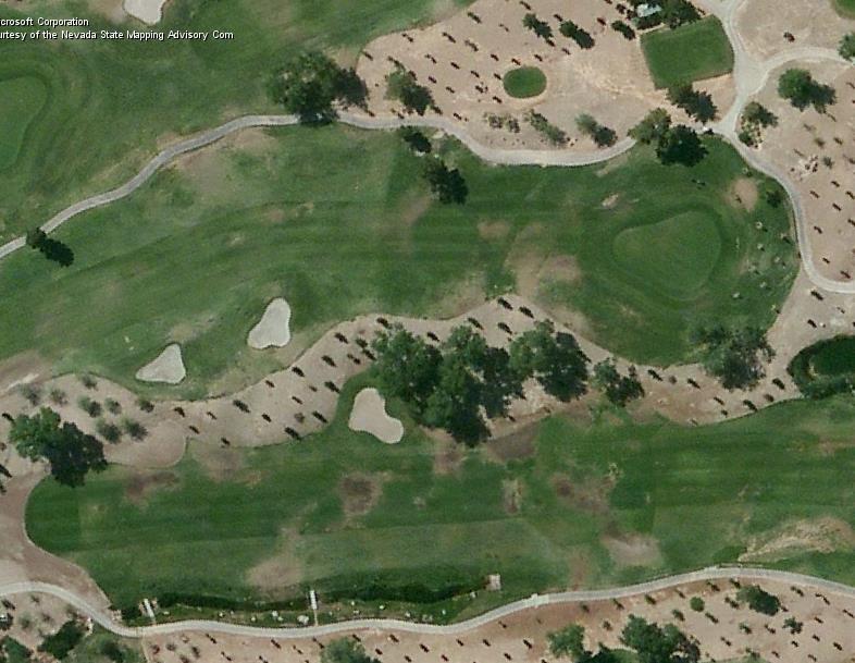 Fence/string and Play sand traps as hazards Hole 14 Par 4 570 ft STATS from 2016 tee & basket locations (at 439 & Par 3).