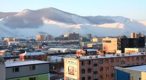 Ulan Bator is built on the banks of the Tuul River, previously called Urga, in honor of the son of a Mongolian nobleman.