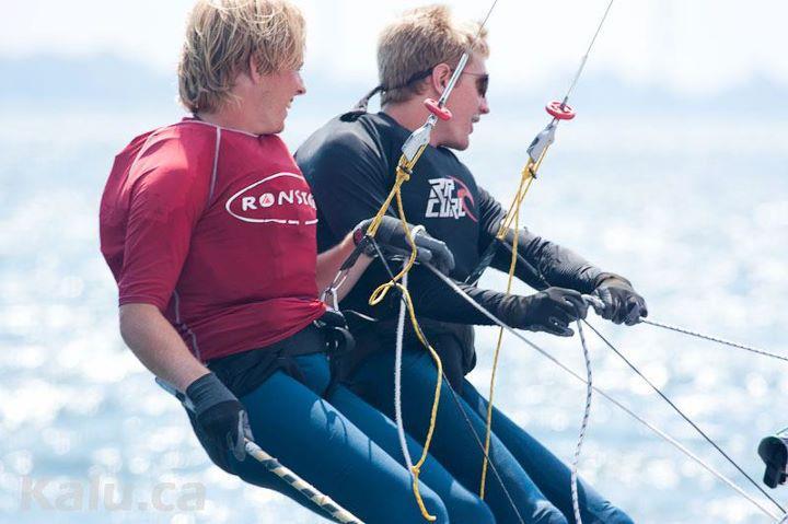 Risk can also be retained by teaching sailors how to release themselves effectively.