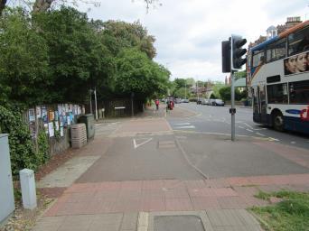 make it easier for cyclists to pass behind cars waiting at the junction.
