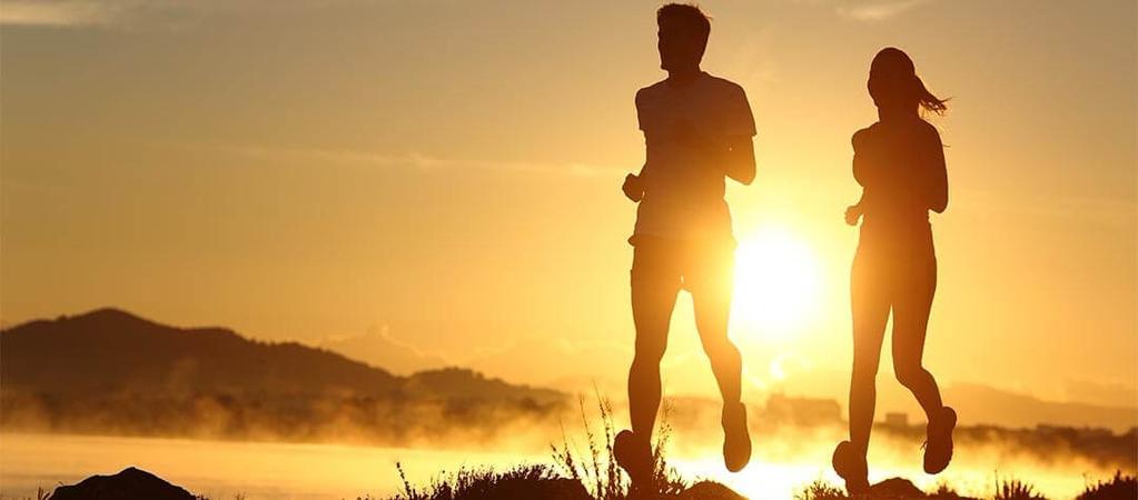 HOW TO TRAIN IN THE HEAT Running in hot and humid conditions requires different strategies. Find out how best to handle running when the thermometer rises.